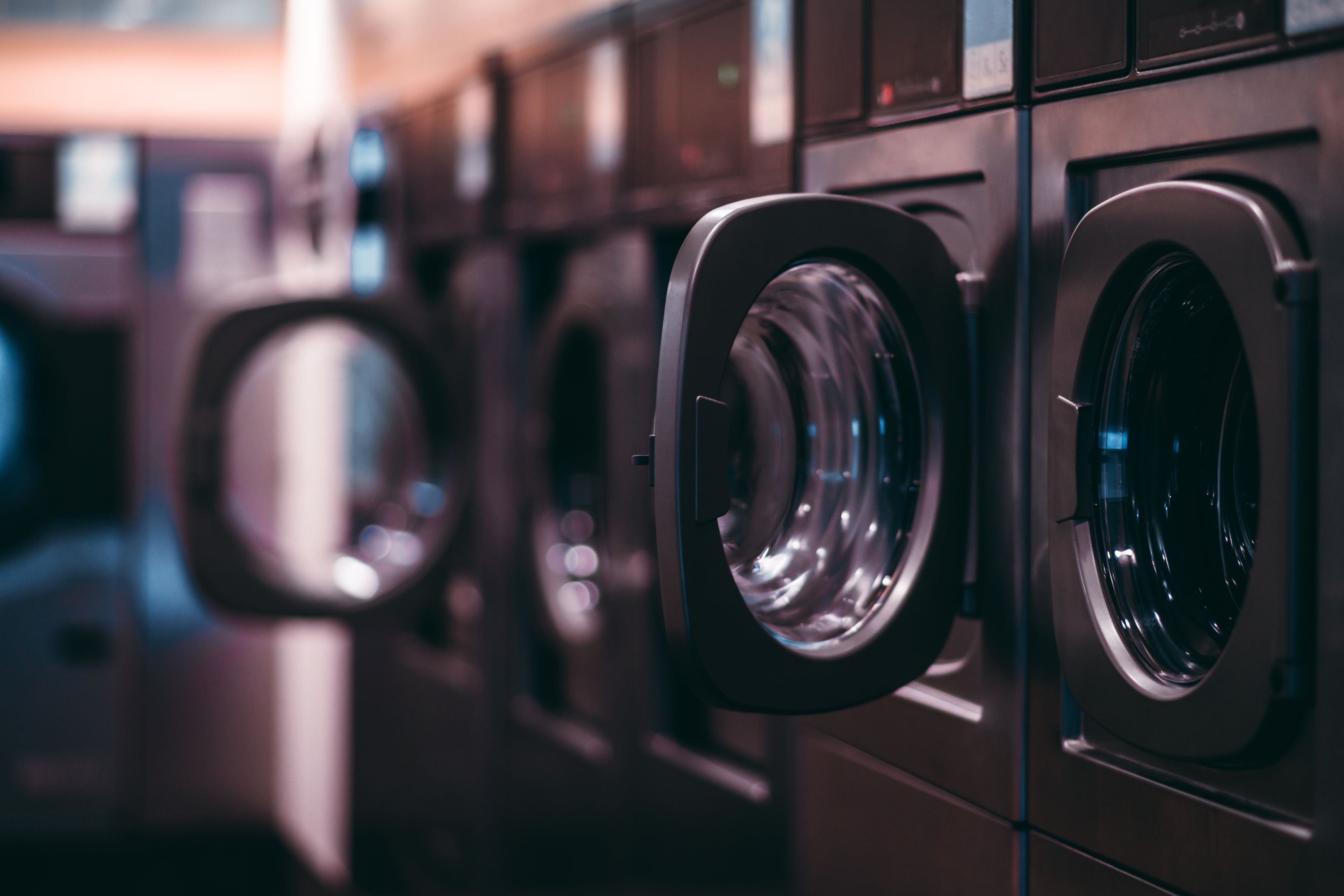 Laundromat Shutterstock 1326521354
